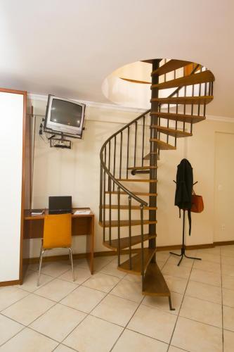 Metropolis Apart Hotel