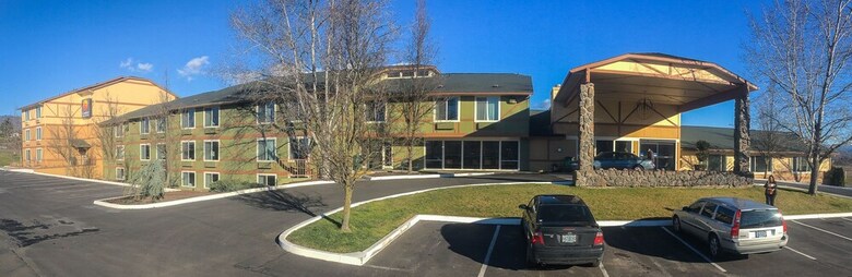 Hotel Comfort Inn & Suites