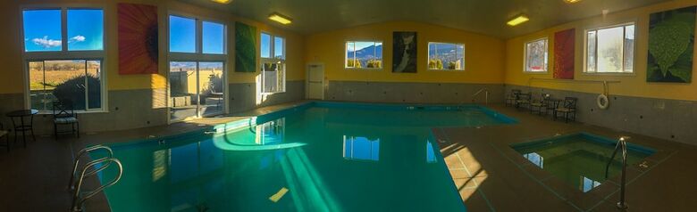 Hotel Comfort Inn & Suites