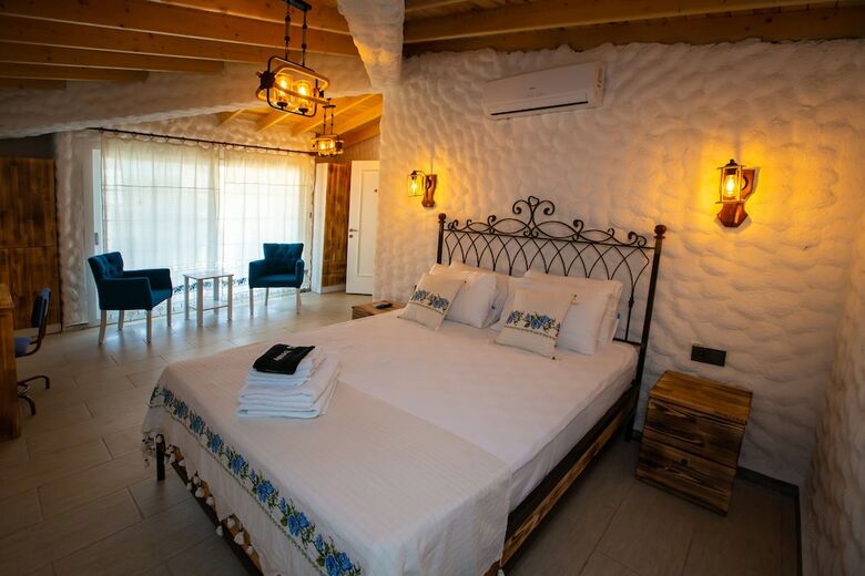 Akkum Hotel