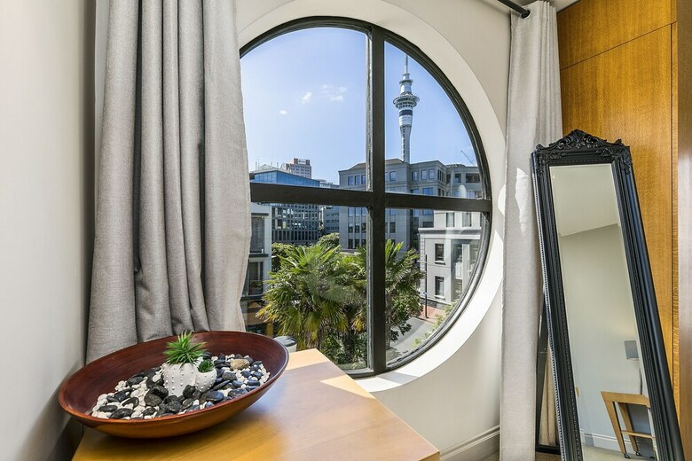 Zodiak's Spacious One Bedroom Apartment