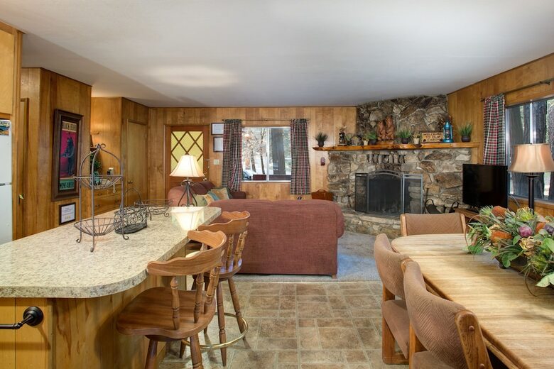 Pine Creek Cabin