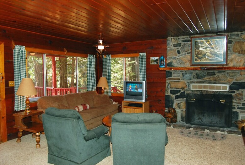 Lockwood Lodge