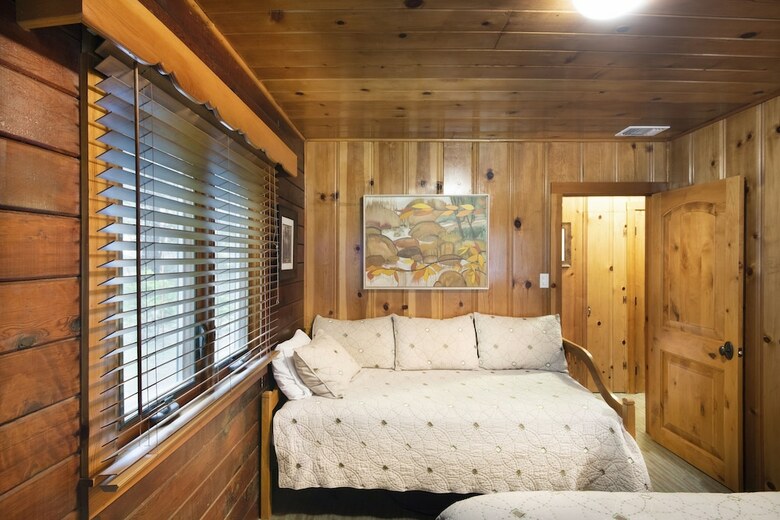 Sugar Pine Suite