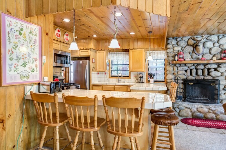 Cedar Lodge