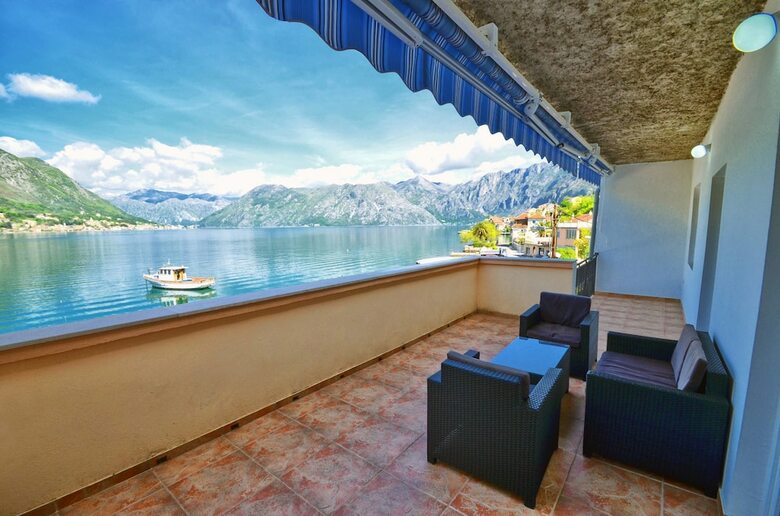 Apartments Corovic