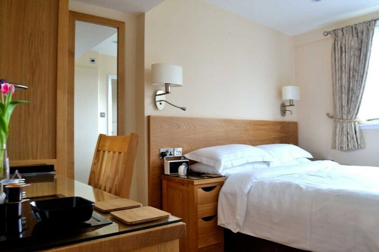 Hotel Sonata Guest House - Adults Only