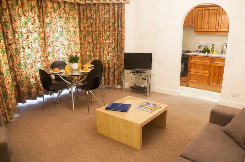 Apartamentos Wraysbury Hall