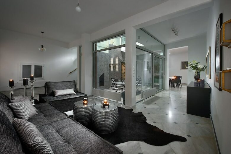 Apartamentos Aldis Plaka Mansion