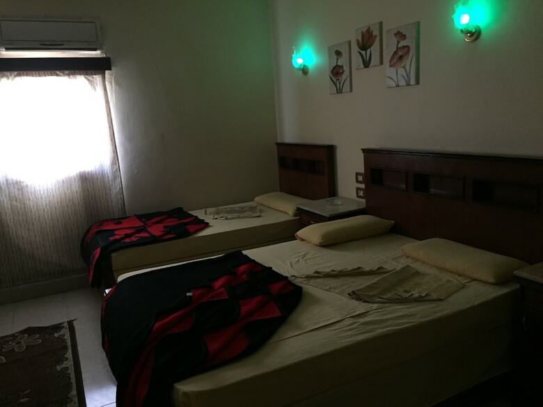 Bed & Breakfast Pyramids Inn Motel