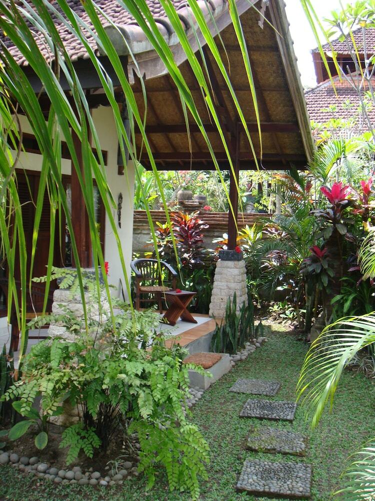 Hotel Puri Asri Villa