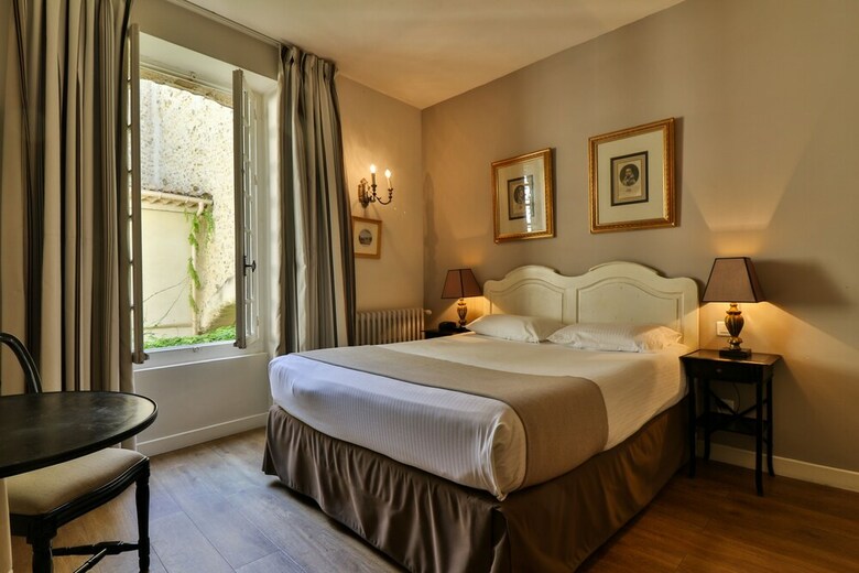 Hotel H�tel Du Midi