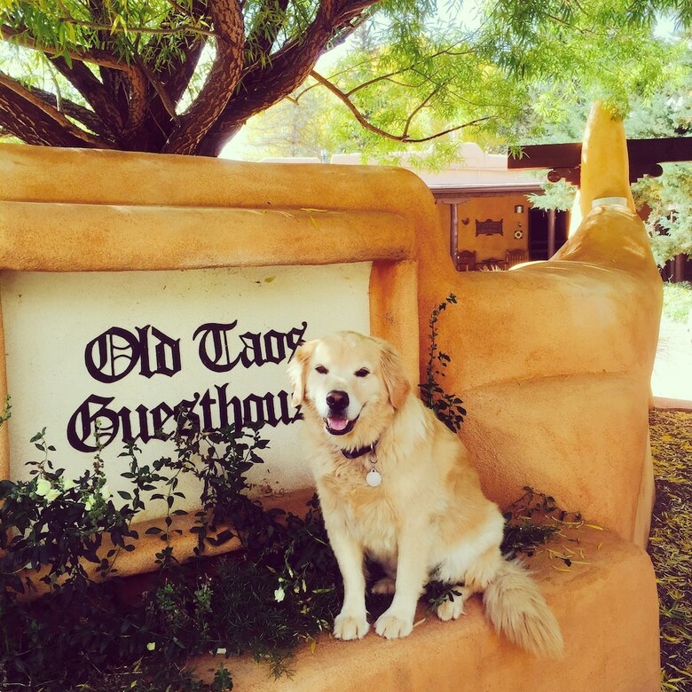Old Taos Guesthouse Bed And Breakfast