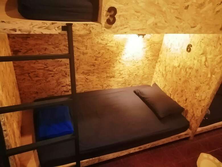 Hostal Roen 79 - Hostel