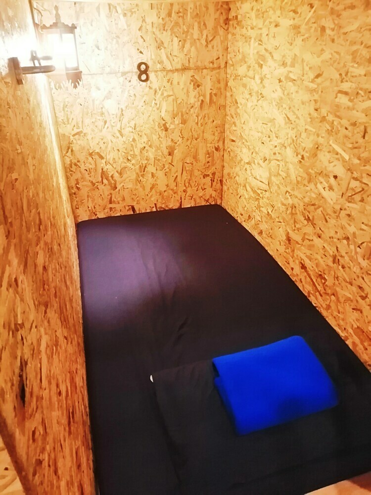Hostal Roen 79 - Hostel