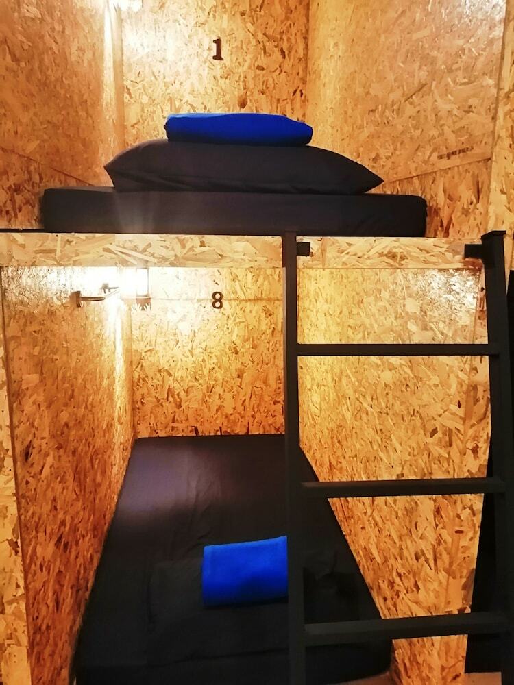 Hostal Roen 79 - Hostel