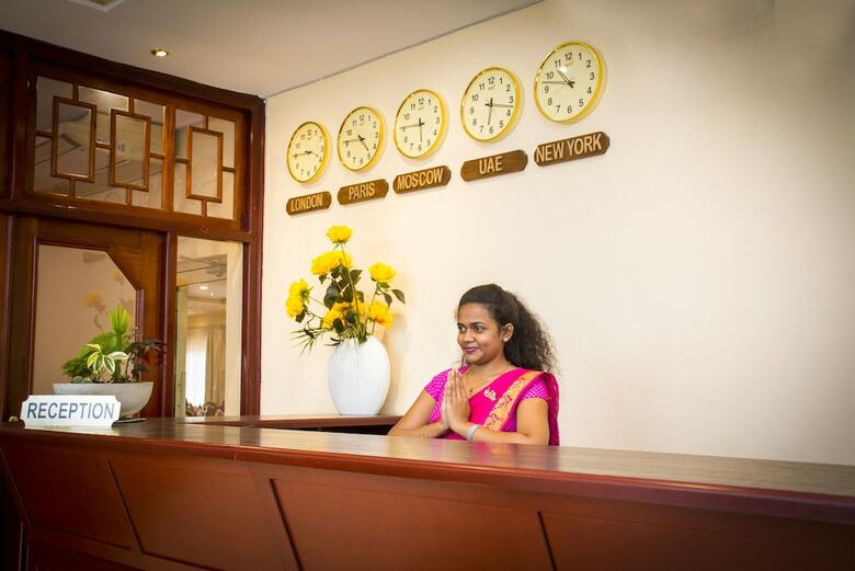 Hotel Lakefield