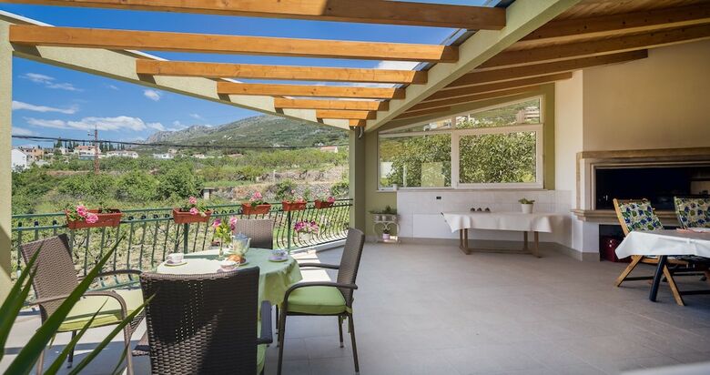 Apartamentos Villa Leon