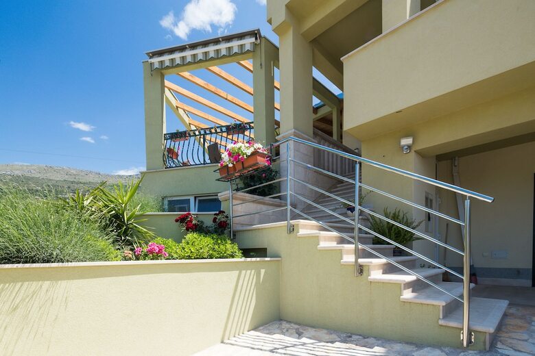 Apartamentos Villa Leon