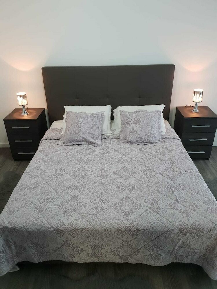 Apartamentos Funchal Paradise