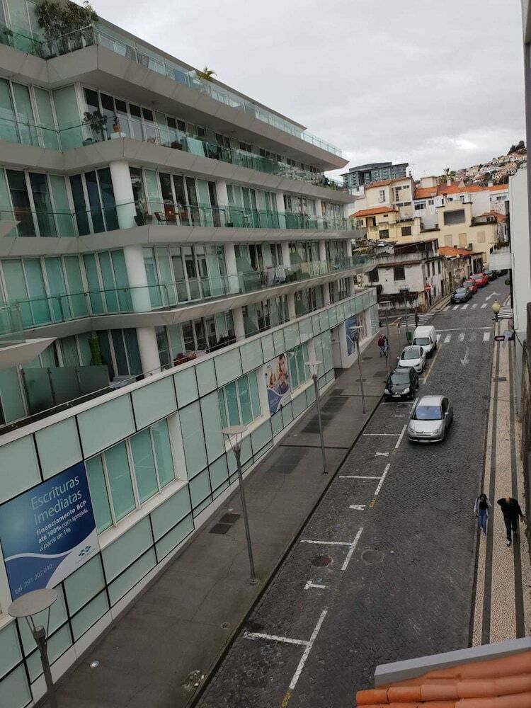 Apartamentos Funchal Paradise