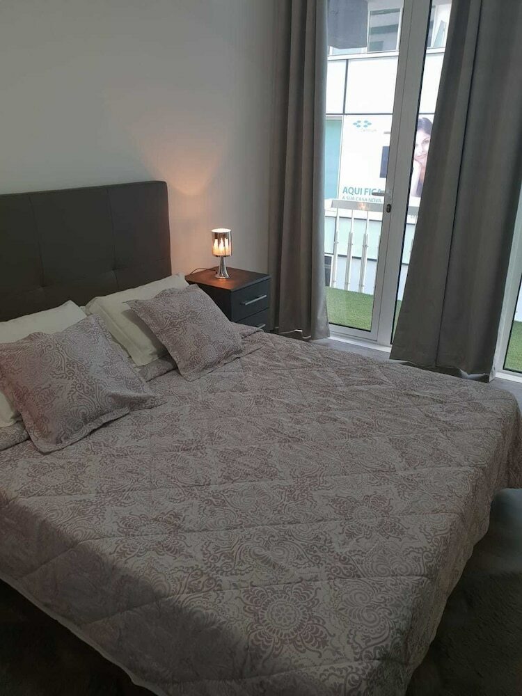Apartamentos Funchal Paradise