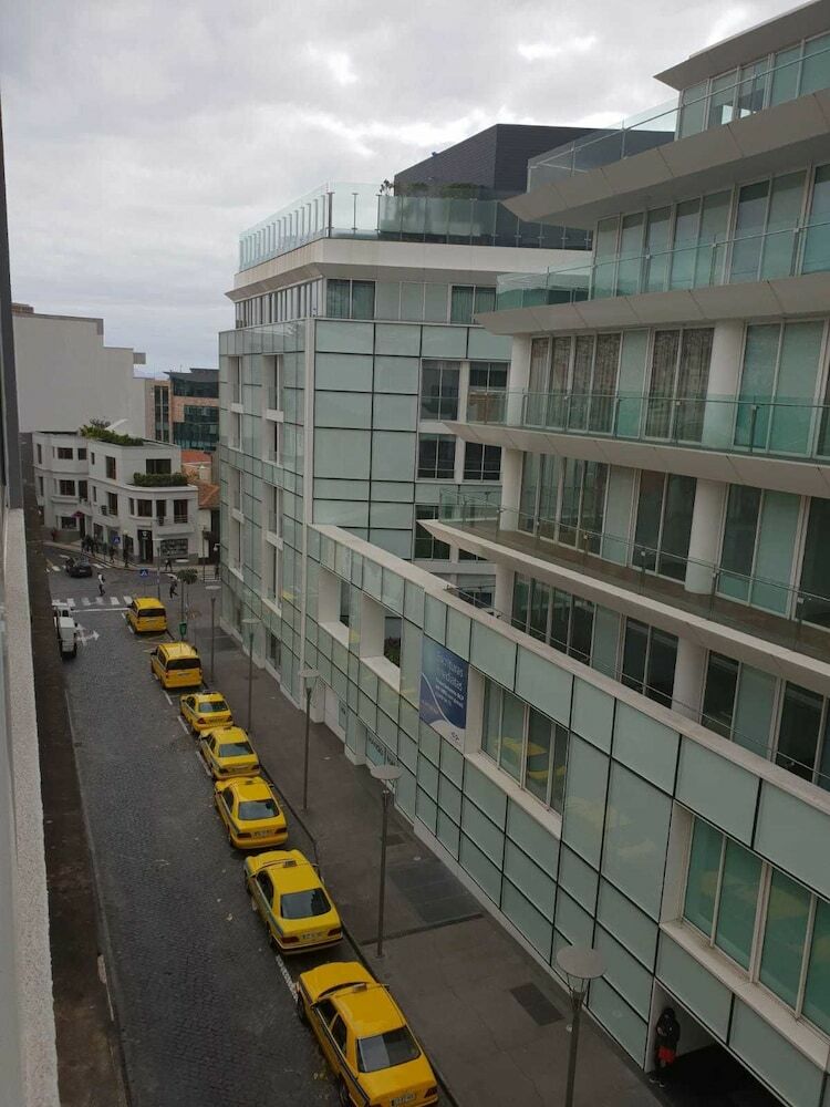 Apartamentos Funchal Paradise