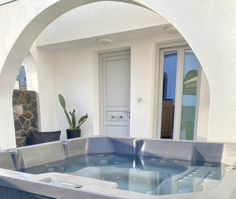 Apartamentos Alafropetra Luxury Suites