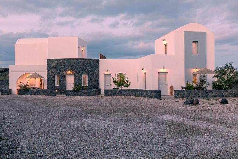 Apartamentos Alafropetra Luxury Suites