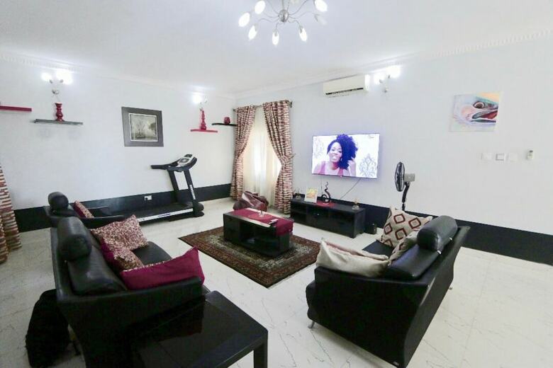Hotel Droptop Suites
