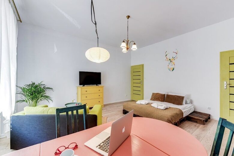 Lion Apartments - Malibu Studio