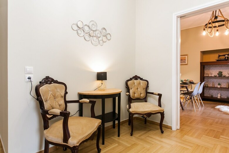 High Class Huge Central Apartment