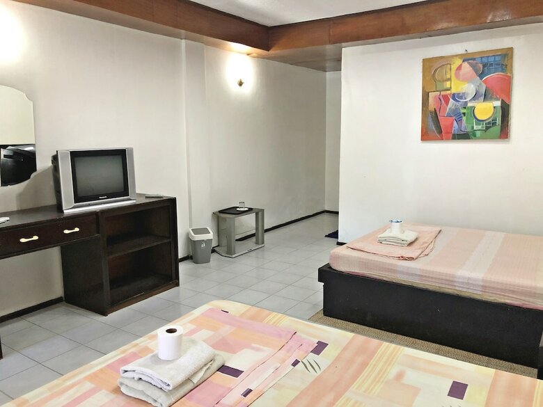 Hotel Big Apple Dive Resort