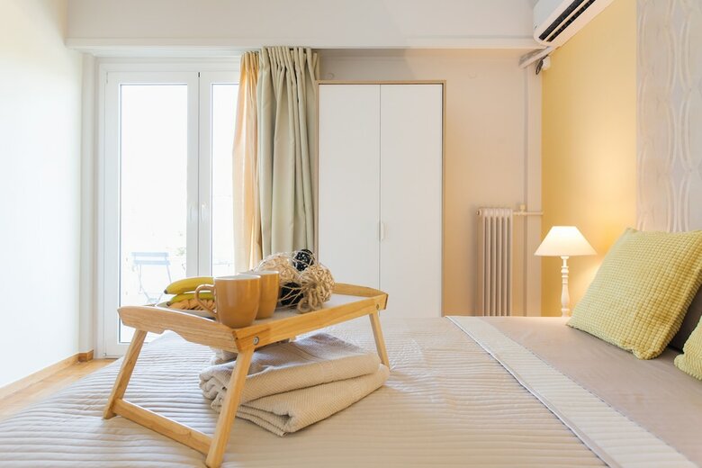 Central Apartment Near Metro Station