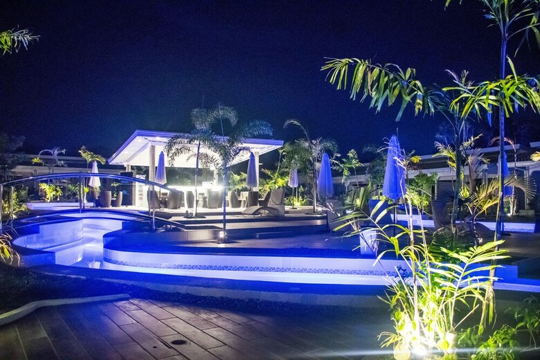 Hotel Marina Point Bay Resort