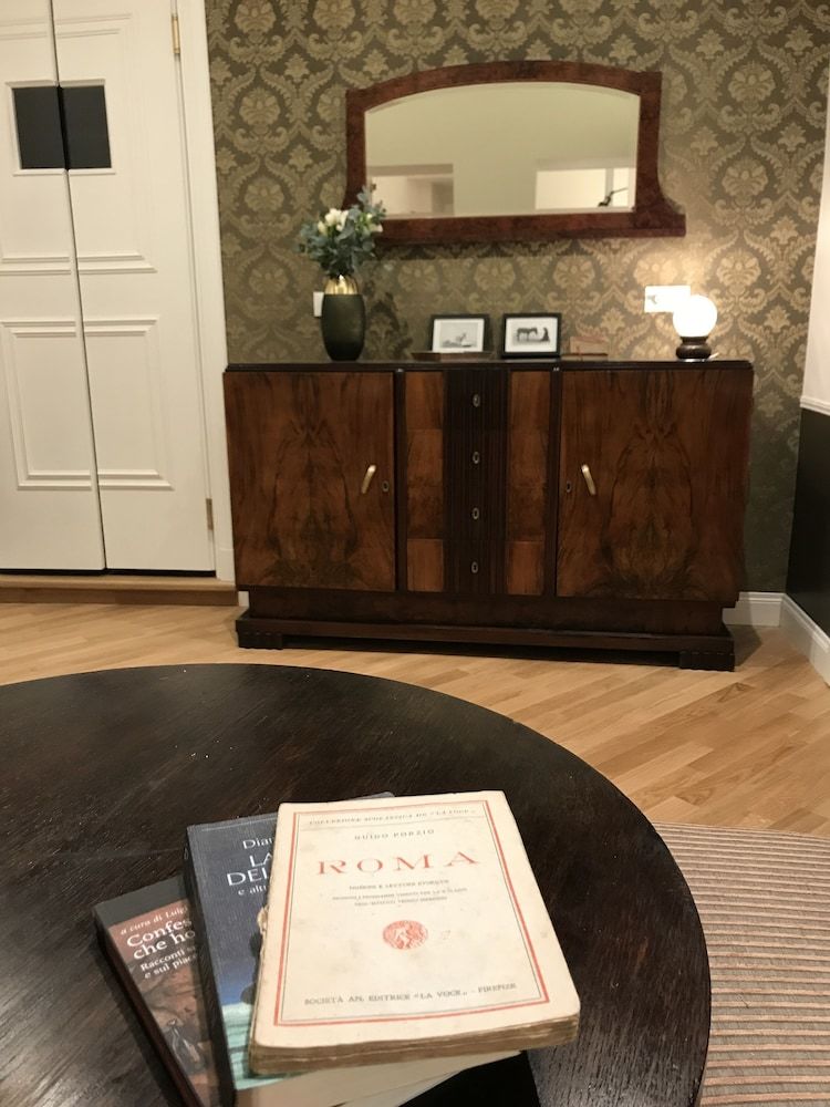 Mia Al Pantheon Luxury Suites