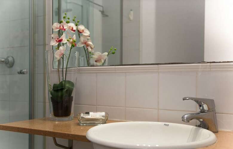 Apartamentos Alcam Bail�n