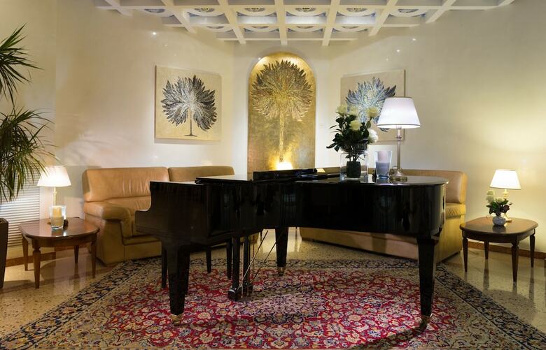 Palace Hotel, Bw Signature Collection By Best Western