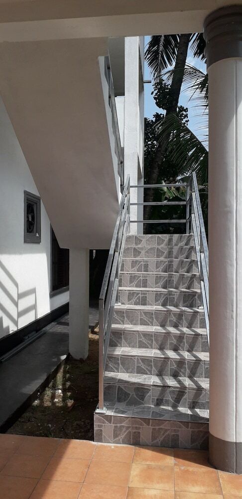 Hotel Royal Beach Villa