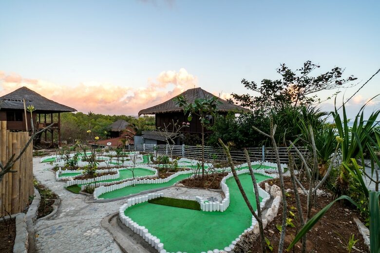 Hotel Island Cove Resort