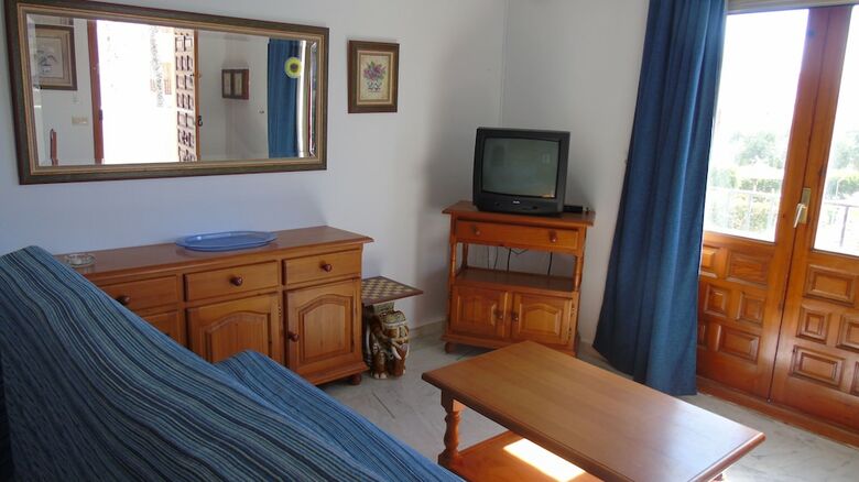 Apartamentos Laguna Playa Vera Coast