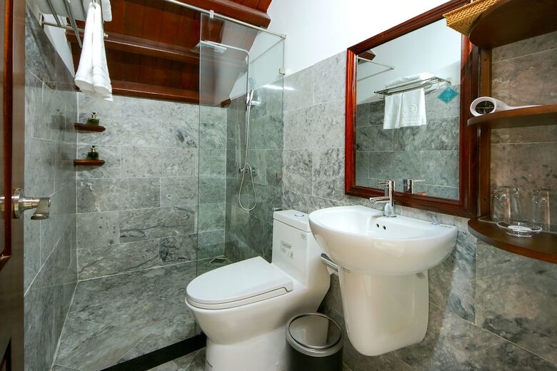 Hotel Threeway Riverside Villa