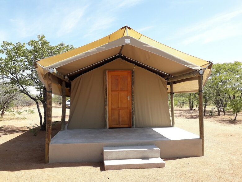 Posada Blue Bushman Luxury Tented Lodge