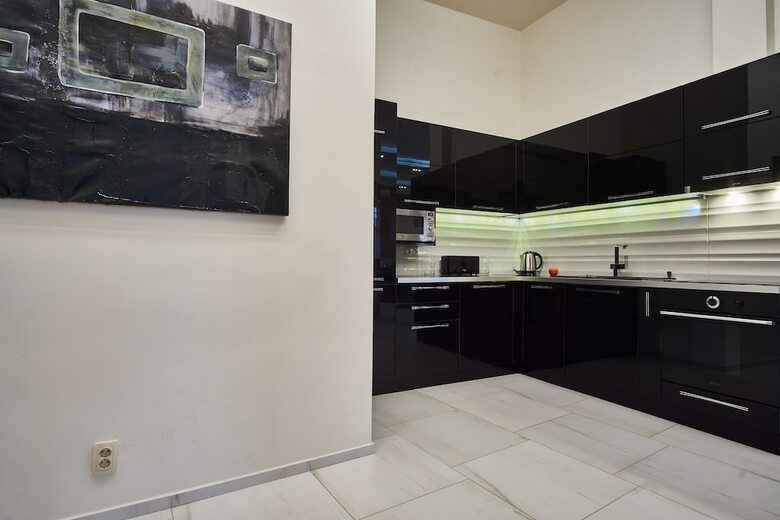 Nikita Apartment