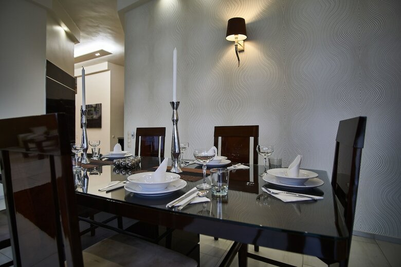 Nikita Apartment