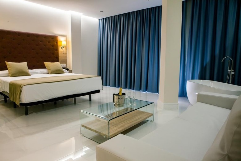 Hotel Los Arcos