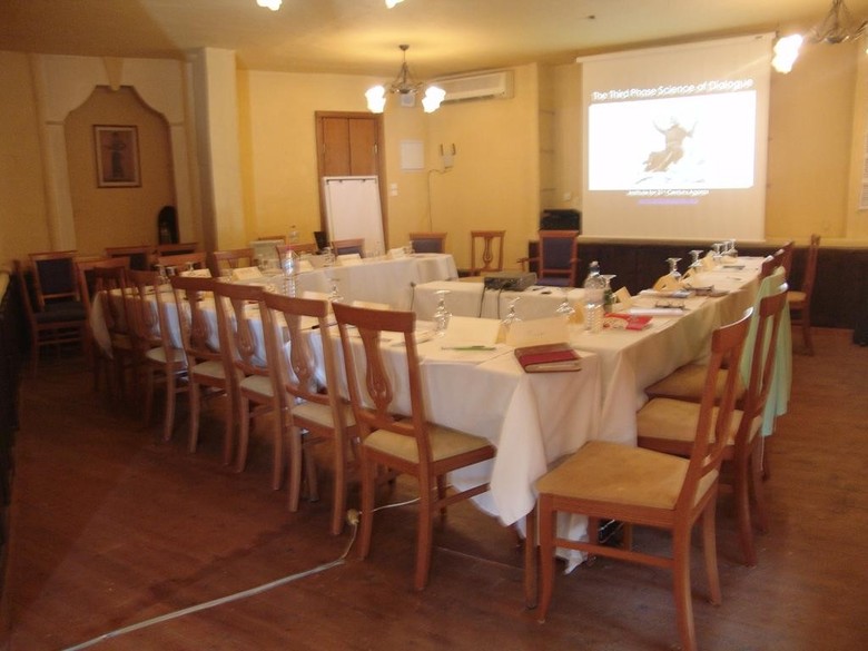 Hotel Arolithos Traditional Cretan Village