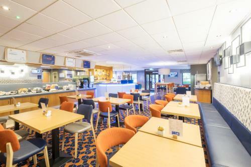 Hotel Holiday Inn Express Perth