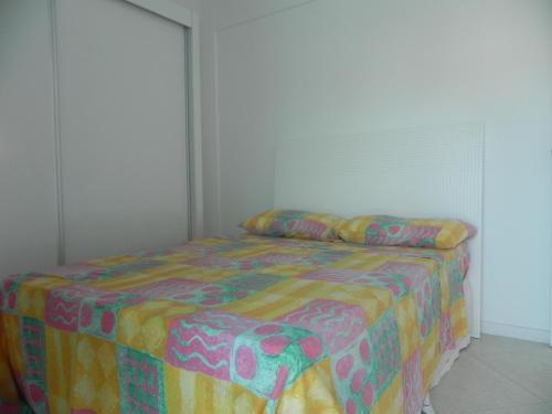 Apartamento Condom�nio Elisabetta 1