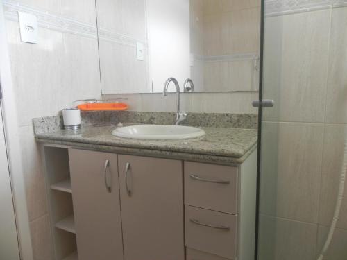 Apartamento Condom�nio Elisabetta 1